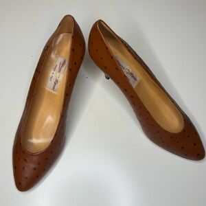 Etienne Aigner Tan Leather Heels